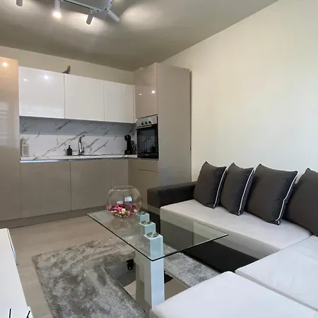 Brand New And Modern Apartment Directly Next To The Metro Station Sofia Exterior photo
